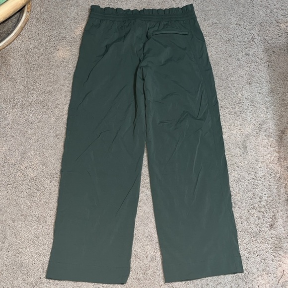 Athleta Trekkie Parachute Ripstop Pant Aspen Olive Green 14 - Picture 8 of 12